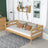 Letto divano pino naturale in nella cameretta dei bambini – allestimento scandi, in legno