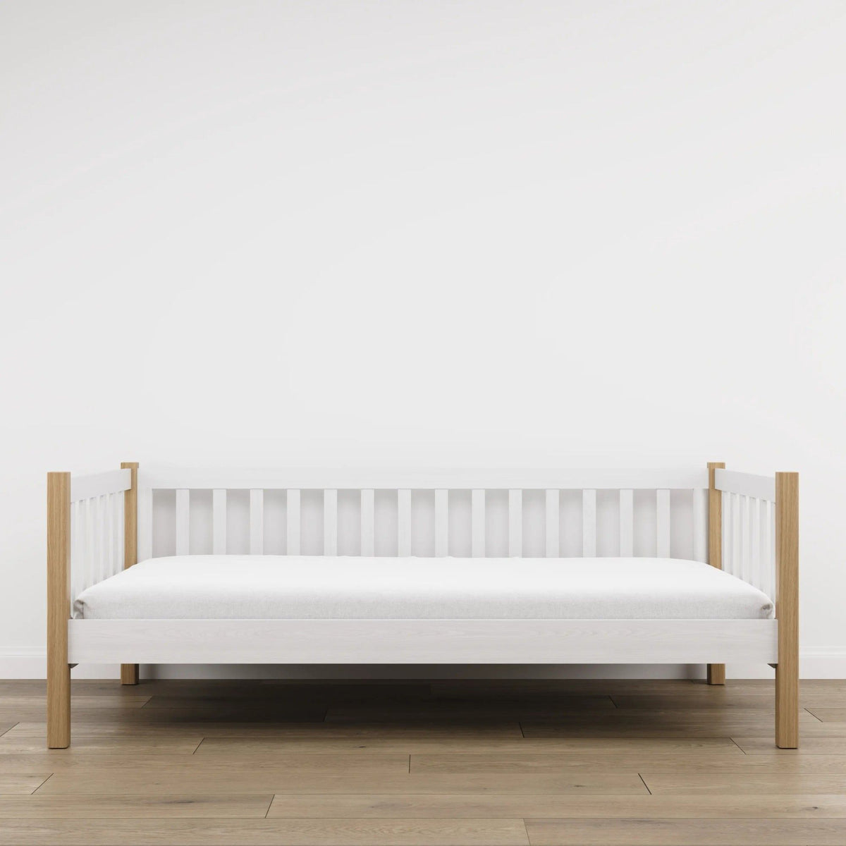Letto divano in legno bianco con quercia – vista da testiera, stanza per bambini