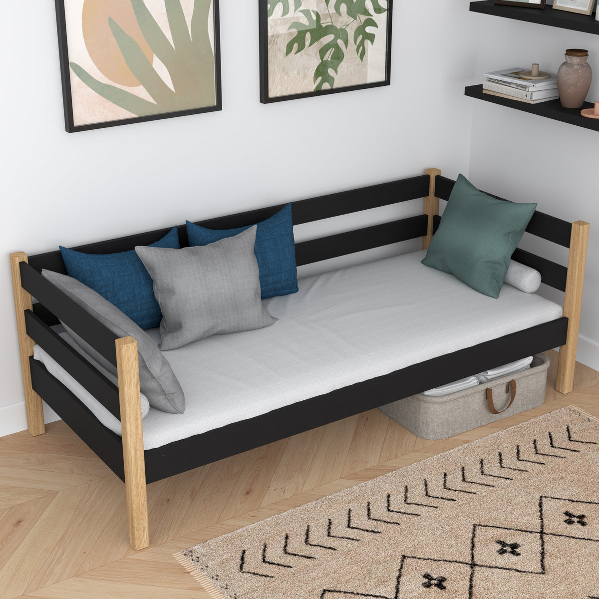 Letto divano in legno nero-quercia – vista laterale, volume del mobile del mobile e proporzioni del mobile