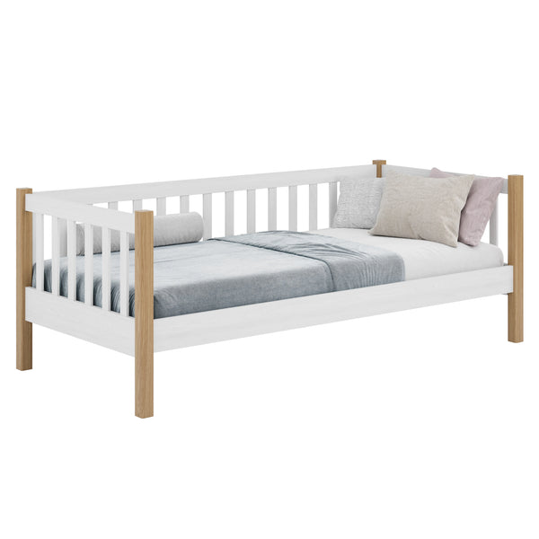 Drewniane łóżko sofa N03 biały / dąb naturalny – widok ogólny, lite drewno